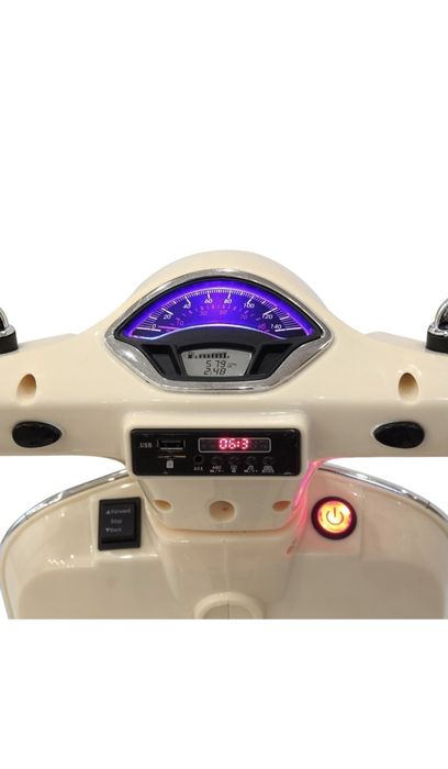 Scuter vespa copii