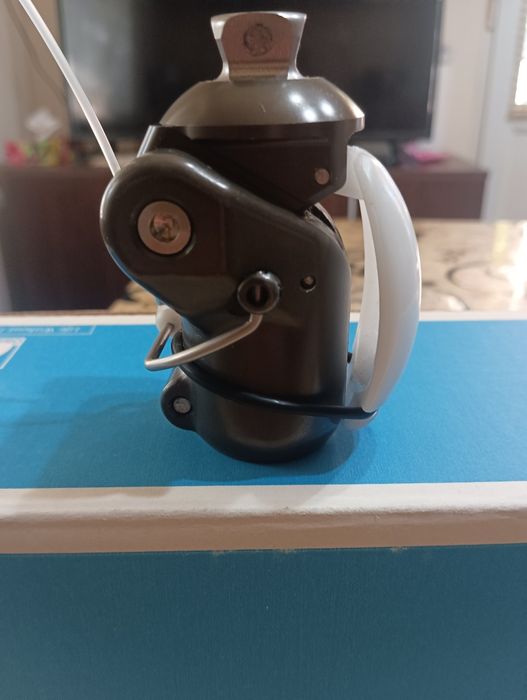 Колянен ключ с движение.