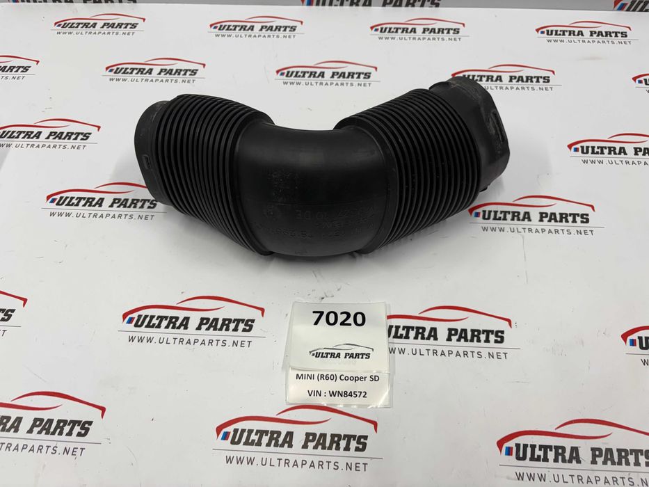 Тръба Към Филтърна Кутия За МИНИ Р60 Р61 С Двигател Н47 / N47 7812951 MINI R60 R61