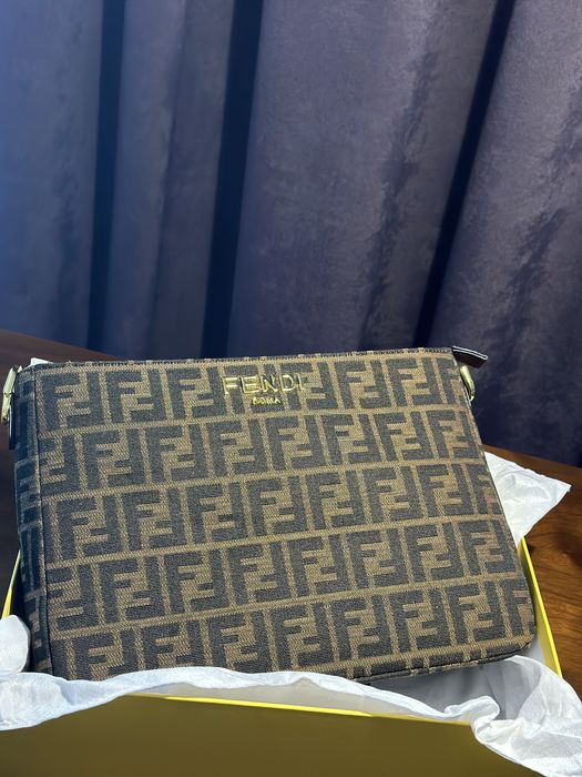 Продам Сумка от оригинальный бренд Fendi, Cofee.
