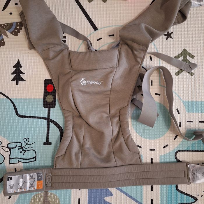 Ергономична раница Ергобейби