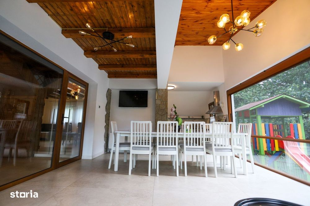 Vilă de Lux pe Malul Lacului – Confort și Vedere Panoramică