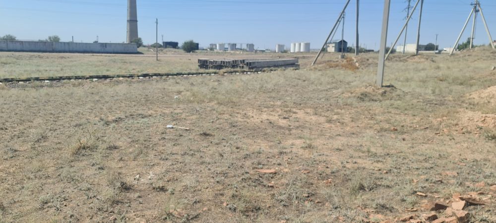 Продам пром базу возле жд вокзала  .