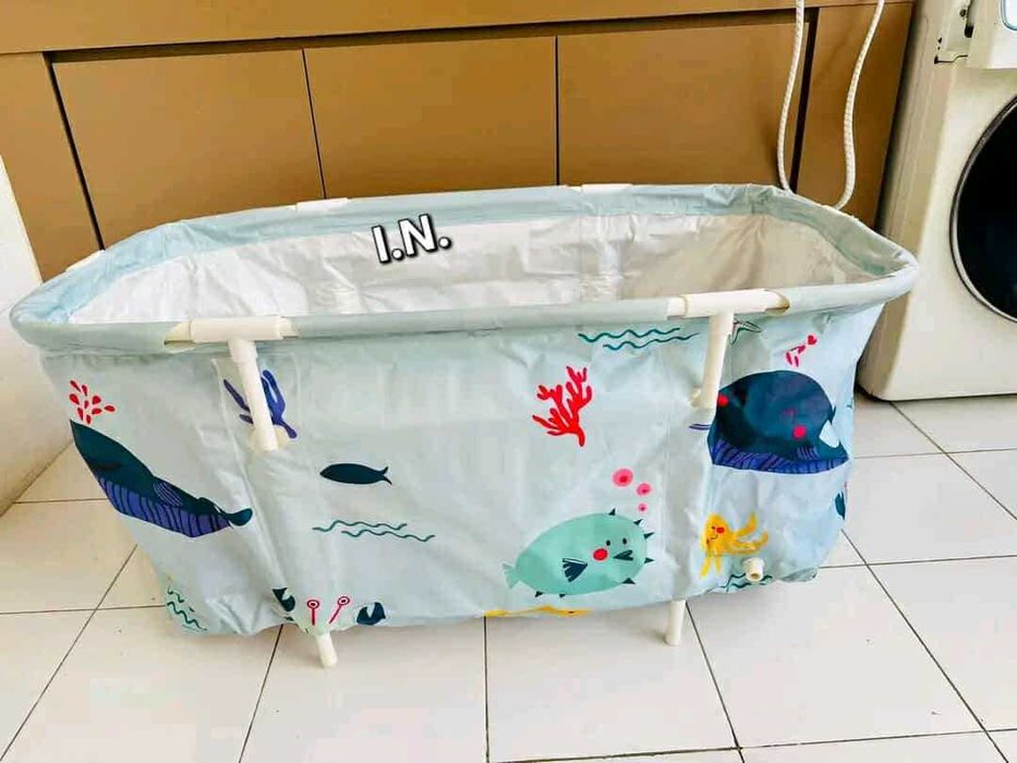 Сгъваема преносима вана XXL с възглавница и топлоизолация