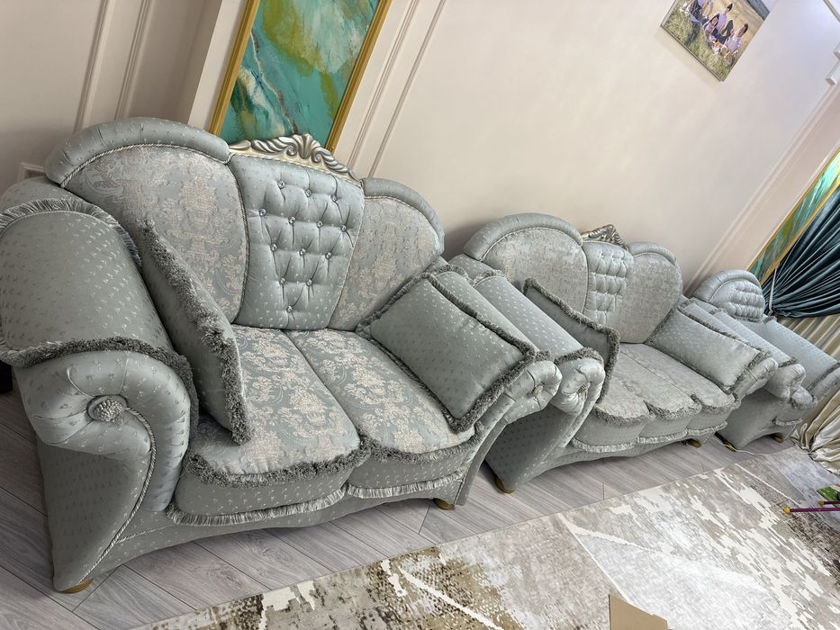 Диван сатылады 6адамдық