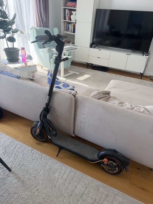 Trotineta electrica Ninebot
