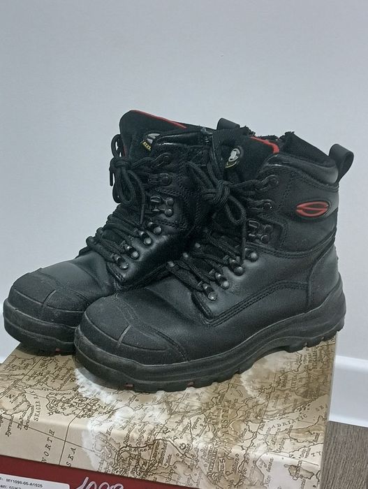 Спецботинки SIR 38 размер