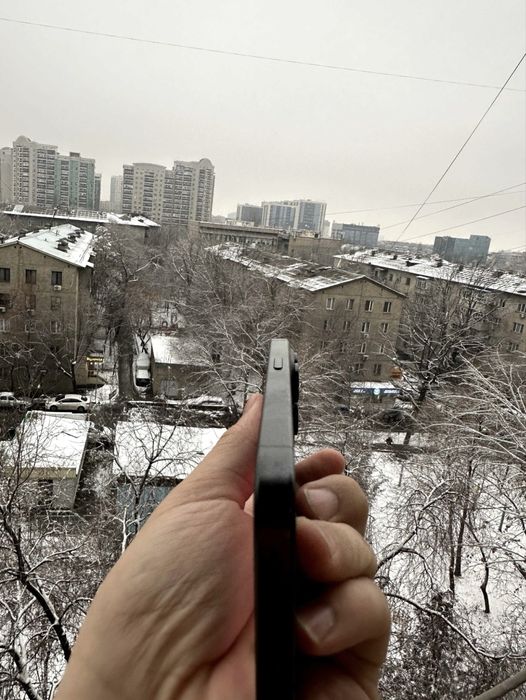 Продам iPhone 15 Pro