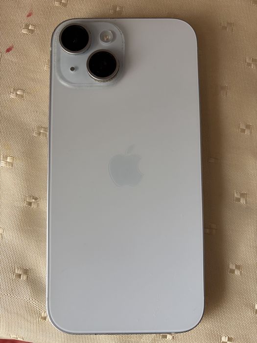 Продам Iphone 15, 128 гб