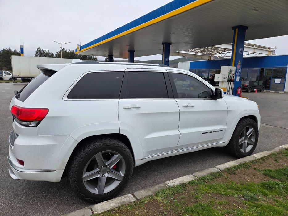 Джип Гранд Чароки 5,7 Hemi