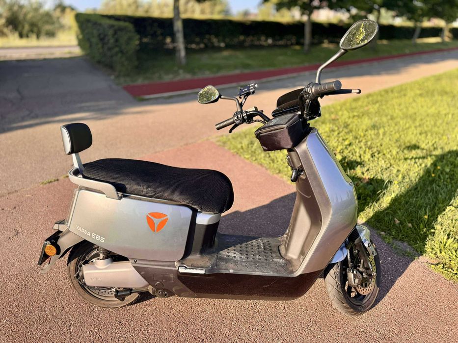 Scuter electric YADEA E8S, 3000W, full LED, 45 km/h, inmatriculat