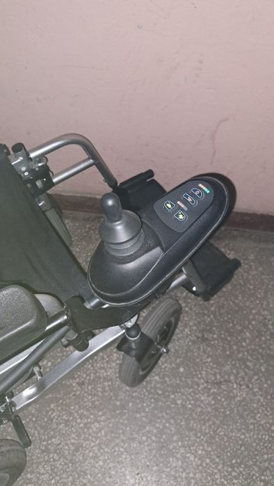 Scaun electric pentru persoane cu dizabilități.