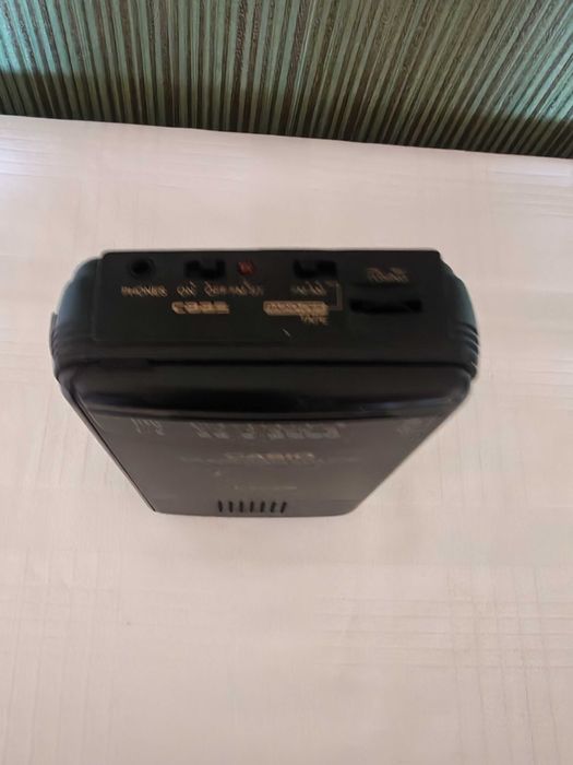 Уокмен Casio AS-200R с AM/FM Радио