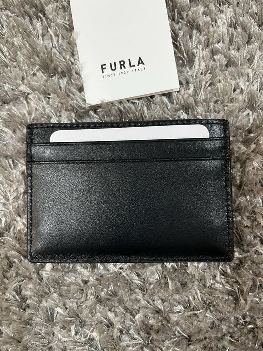 картодържател. Furla