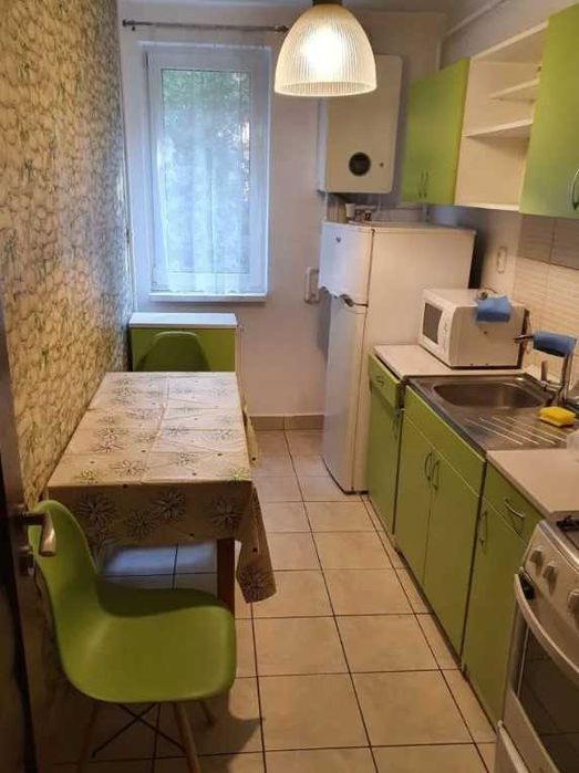 Дава се под наем Тристаен апартамент в Пловдив, Център - 76 кв.м за 198.9 € - Снимка #1