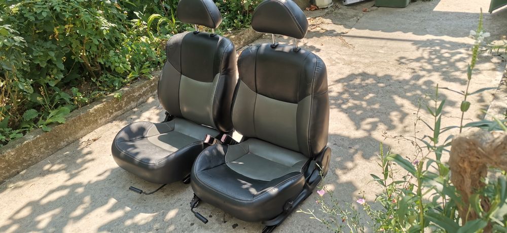 Кожен салон Hyundai Coupe