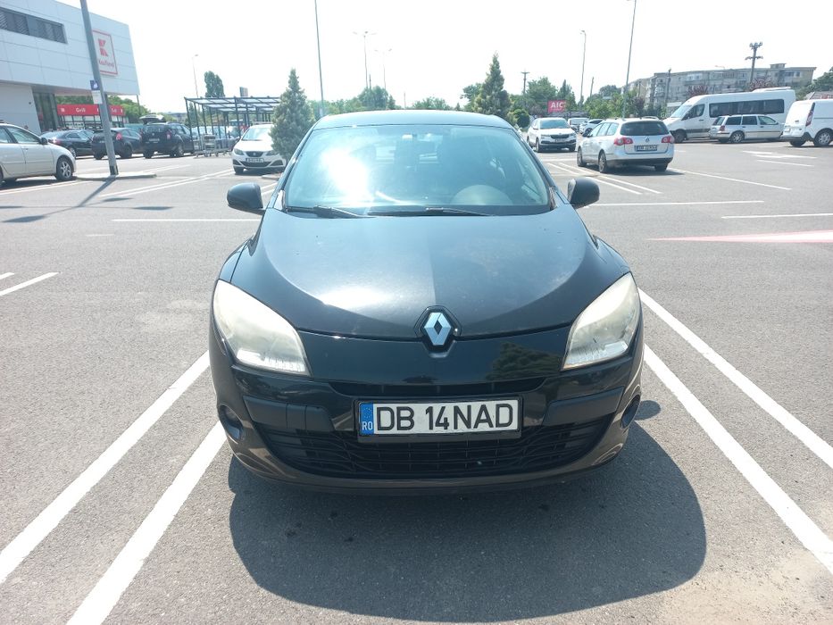 RENAULT Megane