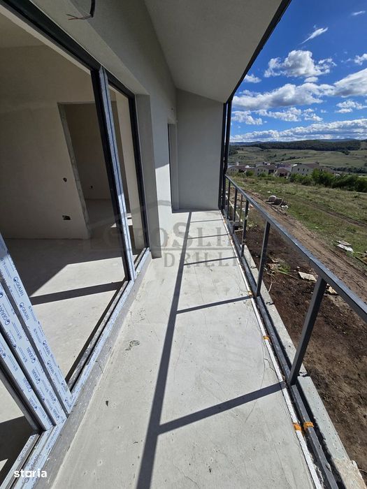 Apartament cu Cf nou 3 camere Parcare subterană la cerere