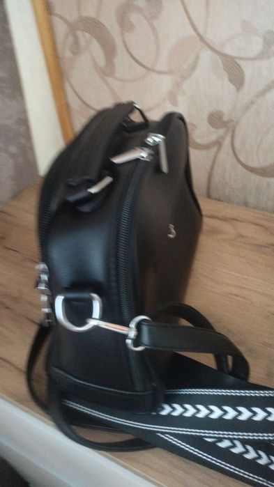 Продам сумку, ЭКО кожа 24*20 см