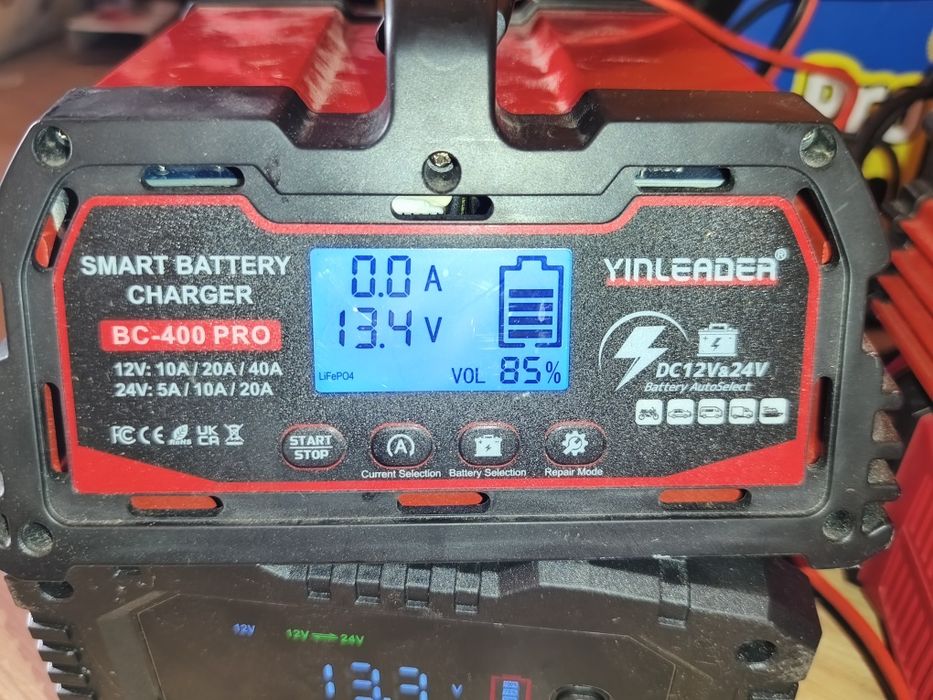 Зарядно за lifepo4 и всички видове батерии. 12v24v