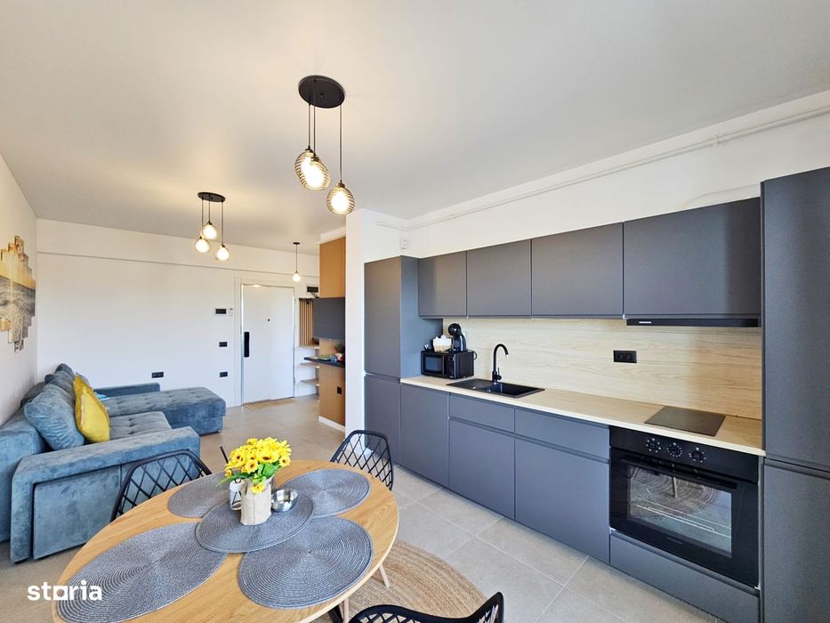 Apartament cu vedere la mare in complex cu piscina privata si sala de