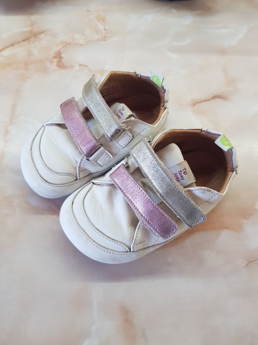 Боси обувки 23 номер