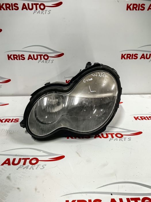 Ляв фар Mercedes C class W203 / Мерцедес Ц класа 2000г.