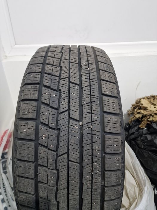 Продам зимние шины 18 размера