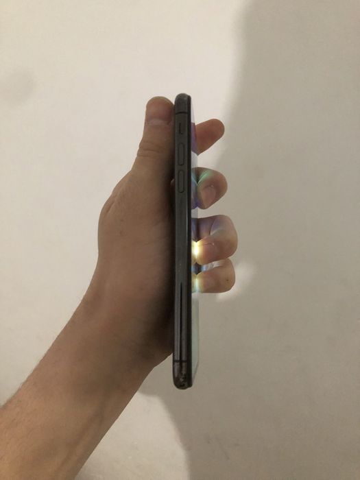 Продам айфон Х 64gb