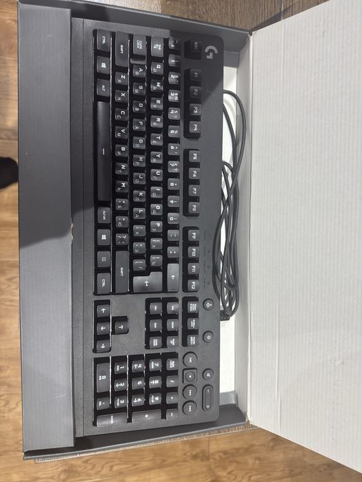 Продаю клавиатуру Logitech G213 Prodigy — идеальное состояние