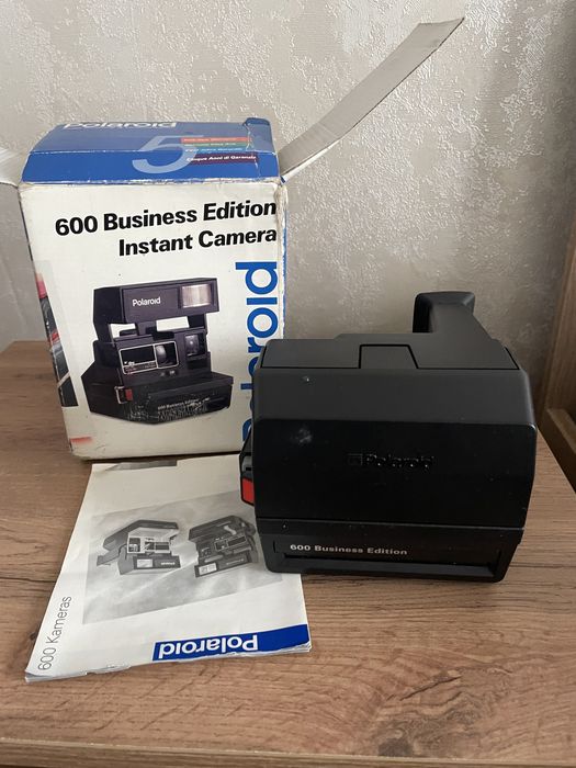 Фотоаппарат «Polaroid”.