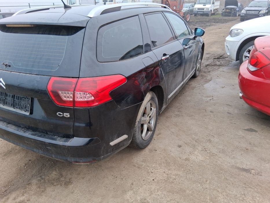 Dezmembrez citroen c5 2.0