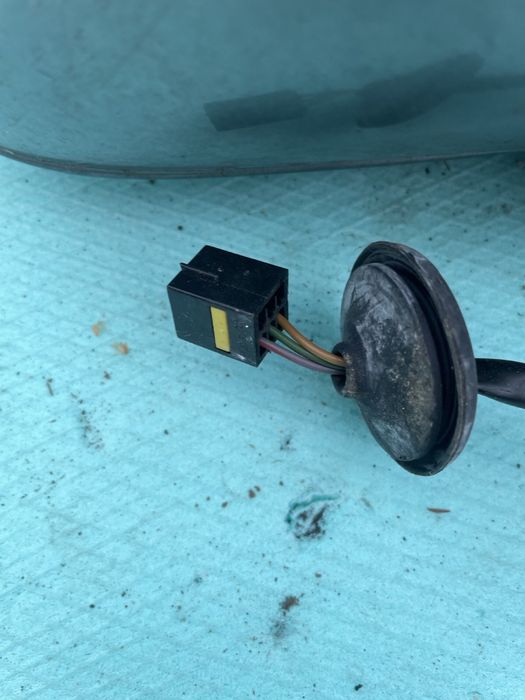 Огледало L- R Опел Корса Д/ Opel Corsa D 2010г