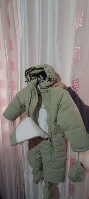 Продается детский комбинезон