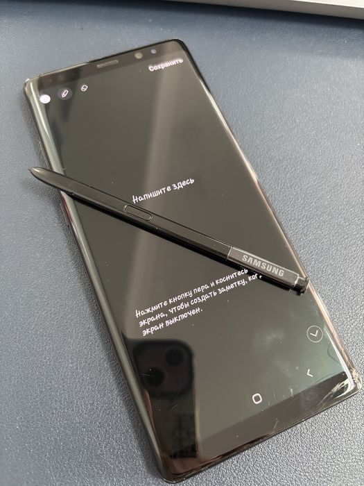 Продаю Galaxy note8 бу
