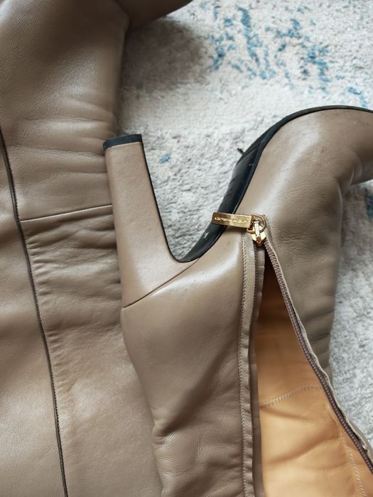 Продам кожанный сапог. 39 размер