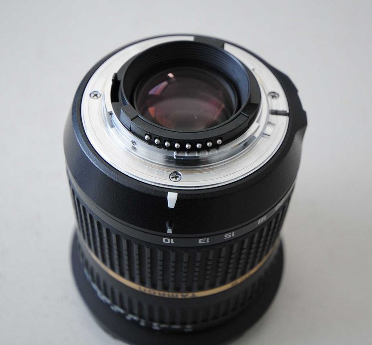 Продавам обектив Tamron SP 10-24mm 1:3,5-4,5 за Никон