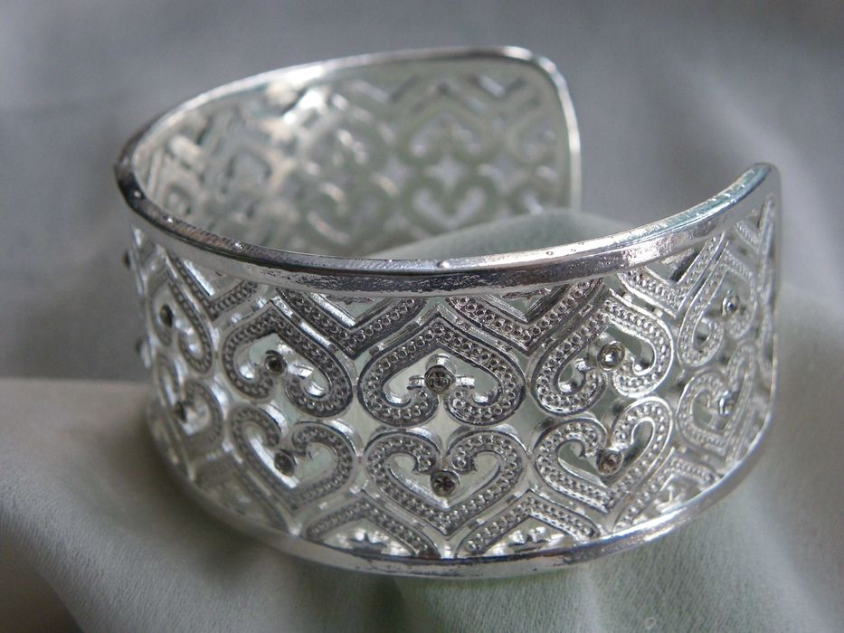 Ажурна руска сребърна гривна