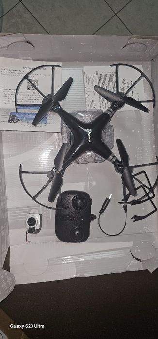 Y-Series Дрон с камера FOUR AXIS
Y-SERIES Дрон с камера F
Y-SERIES Дро