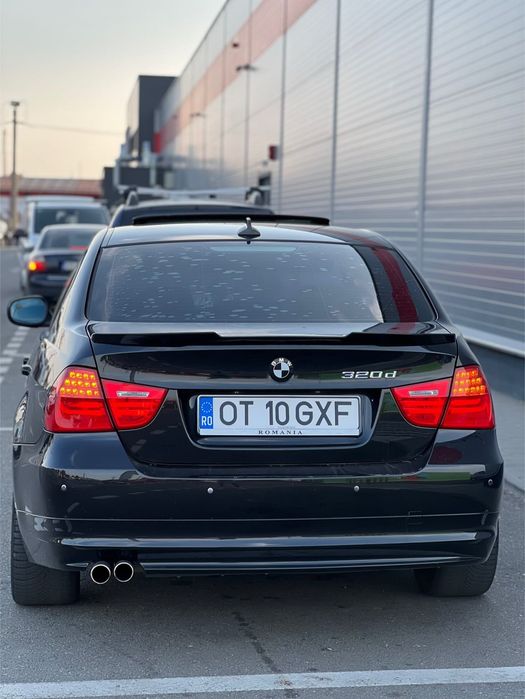 BMW seria 3 e90 facelift