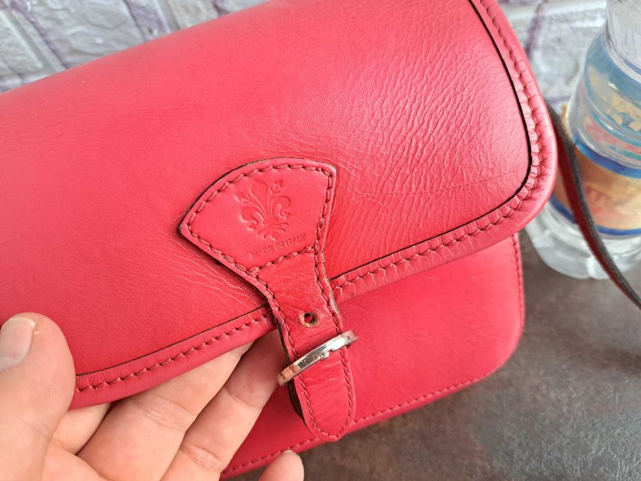 дамска чанта,червена малка чантичка-естествена кожа