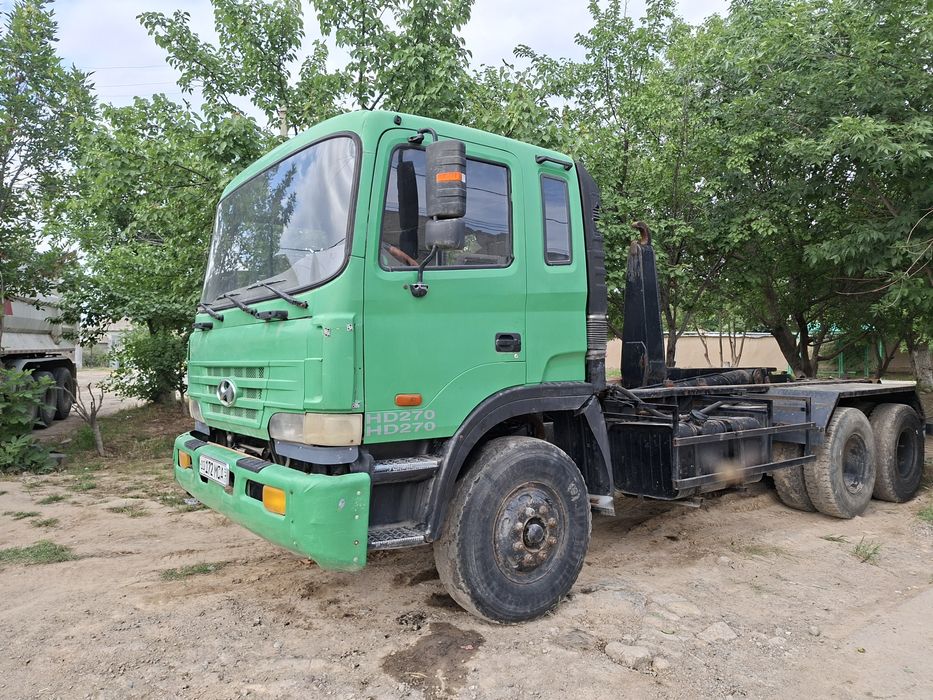 Hyundai 260 sotiladi