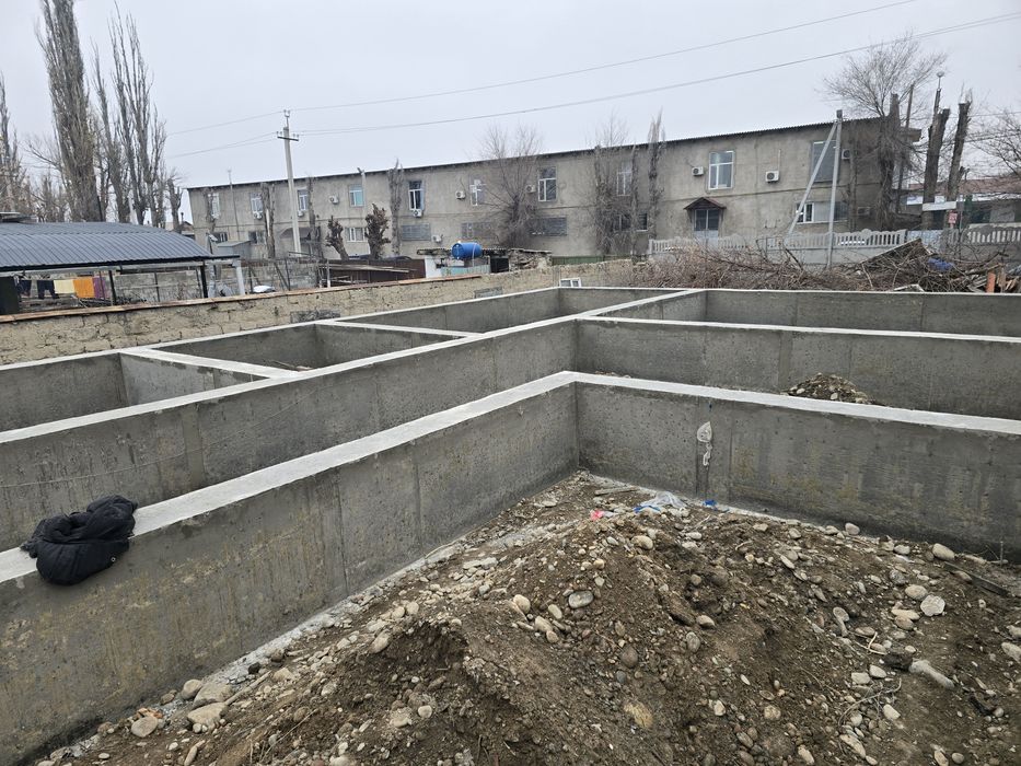 Фундамент құямыз.