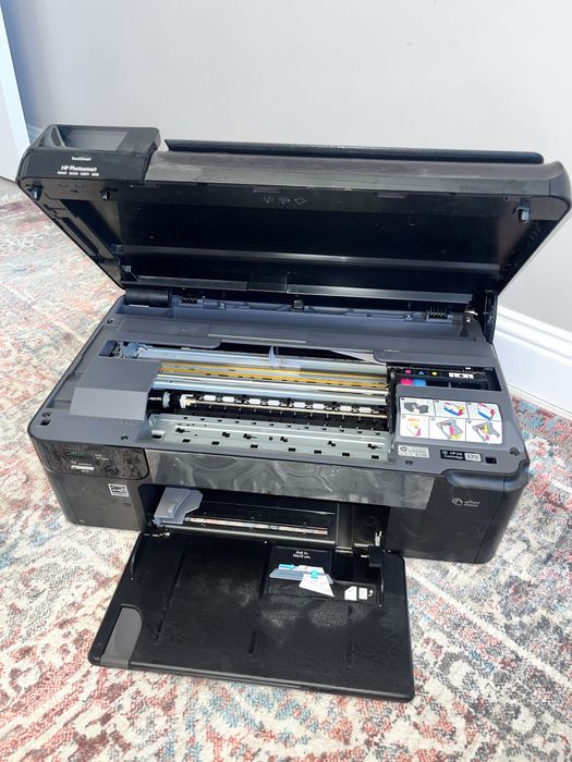 Принтер МФУ HP photosmart wireless(принтер,сканер,копир)