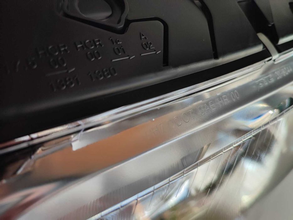 Фарове VW Пасат б5.5 нови TYC оригинална визия Passat Pasat b5.5