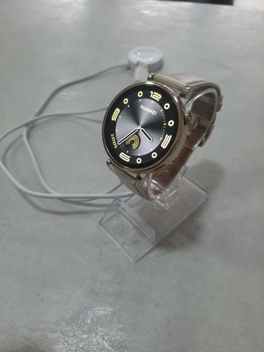 Huawei Watch GT4 , 42MM GOLD