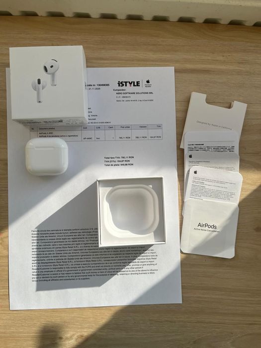 AirPods 4 cu ANC