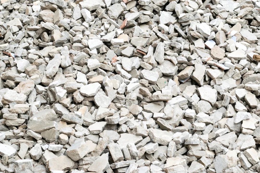 Asfalt frezat/ beton concasat/ piatra/ nisip/ balast/ pamant negru