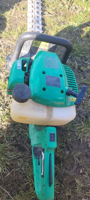 Foarfecă tuns gard viu pe benzină nouă