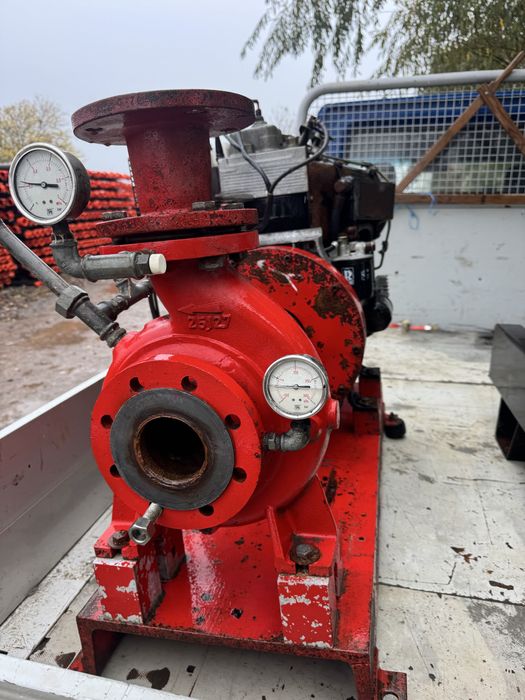 Motopompa lombardini